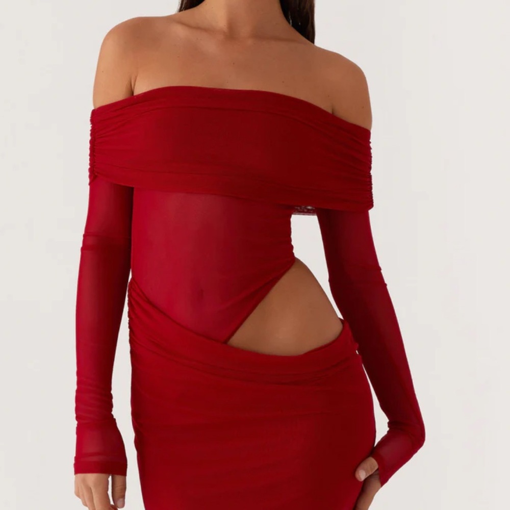 Elegant Off-Shoulder Red Dress